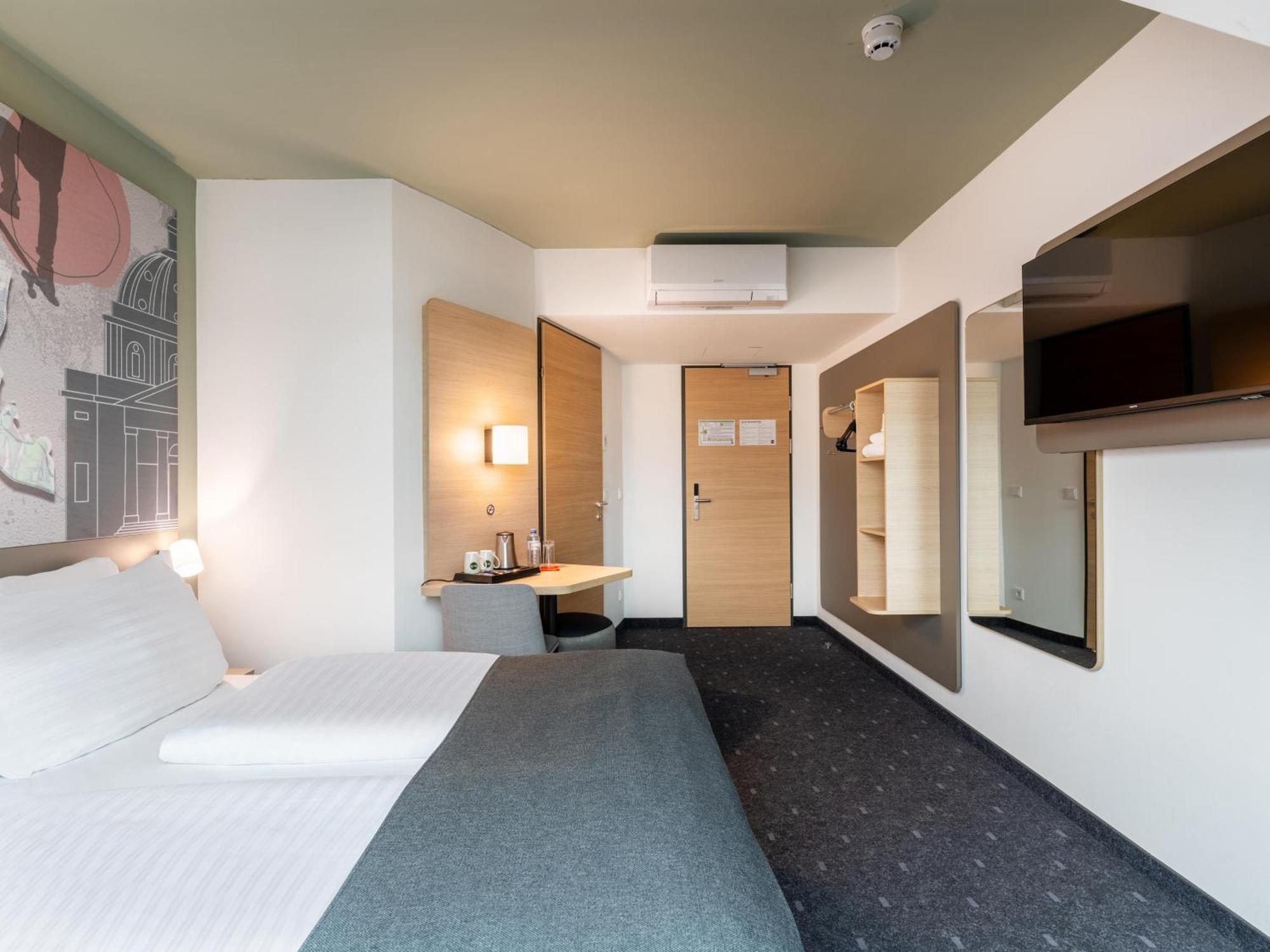 B&B Hotel Wien-St-Marx Exterior photo